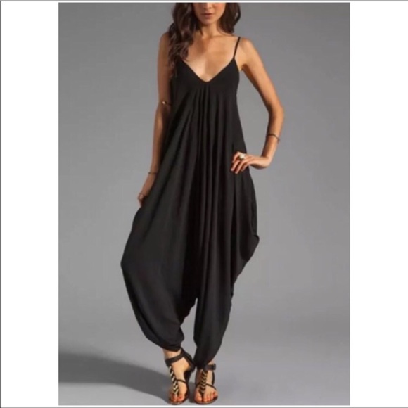 💥SOLD!!!💥 Draped comfy harem jumpsuit - Picture 2 of 3